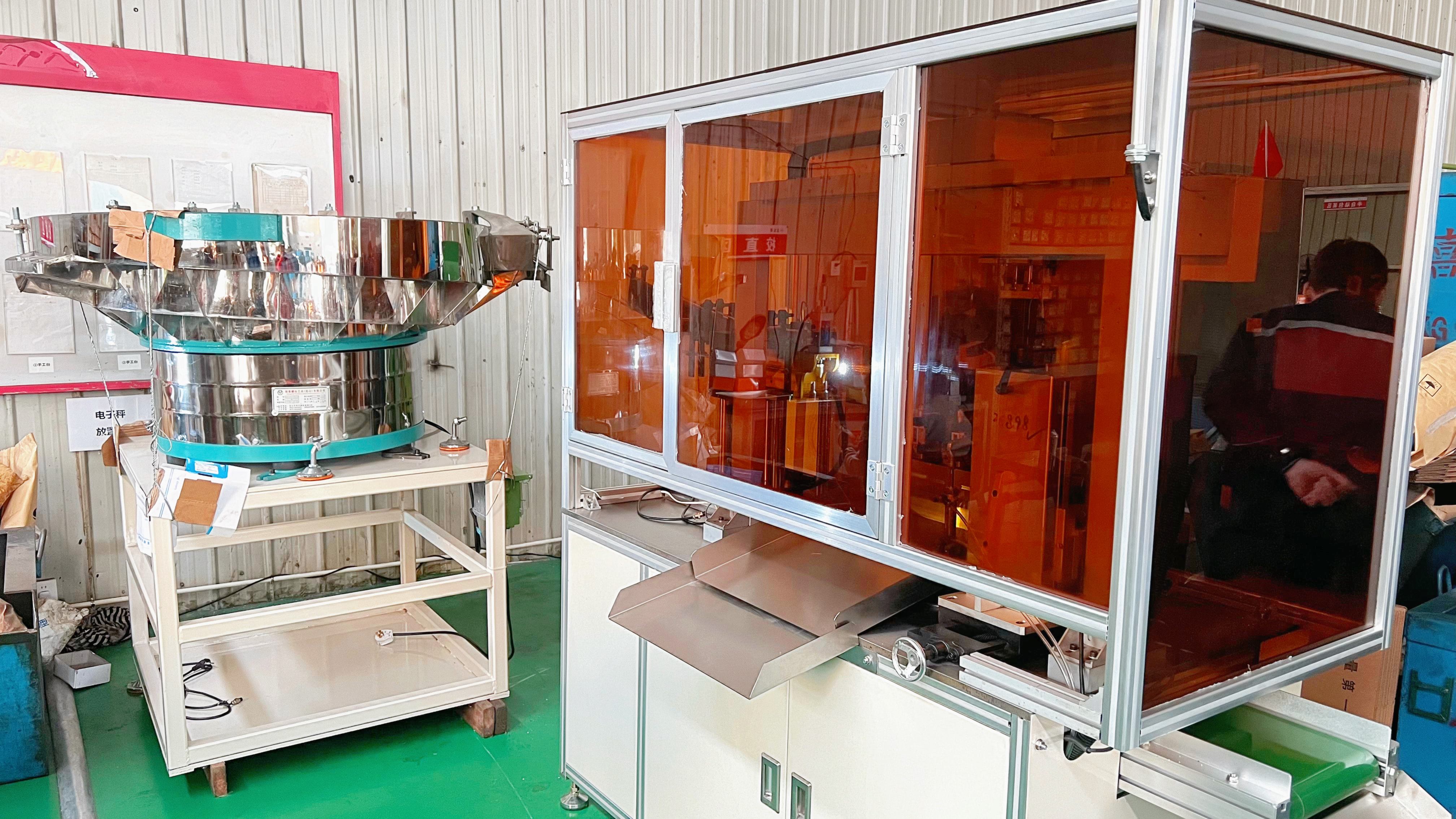 Aumente la calidad y la eficiencia con la clasificación óptica: Jinsixi alcanza nuevas alturas en la fabricación de precisión.